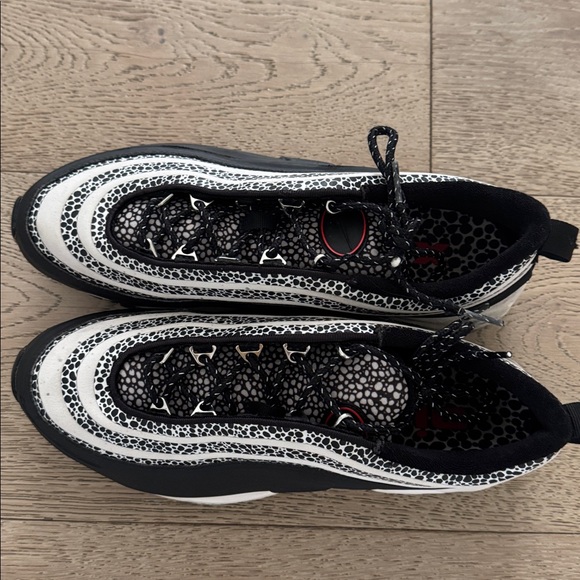 NIKE Women's Air Max 97 SE Sneaker Safari Phantom/Black-Chile size 10 - Picture 5 of 8